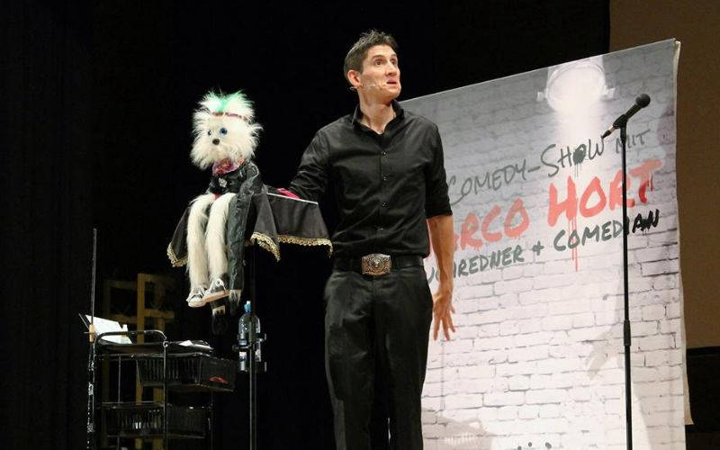 Marco Hort als Bauchredner